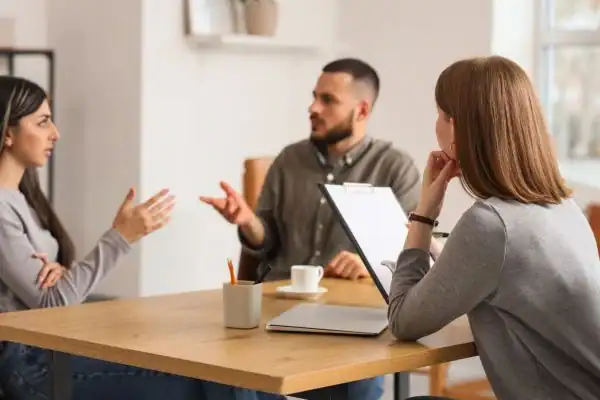 Image of couple access free mediation using family mediation voucher scheme Ryde